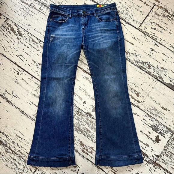 Blank NYC Denim - BLANK NYC Bell Bottom Jeans Size 30